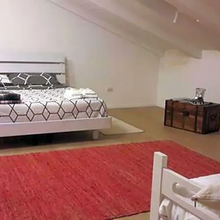 Oda ve Kahvaltı La Casetta 3*